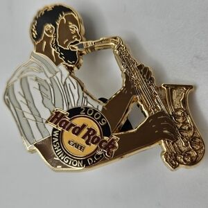 Hard Rock Cafe Washington DC Pin Limited LE 300 Saxaphone Jazz Player 2009